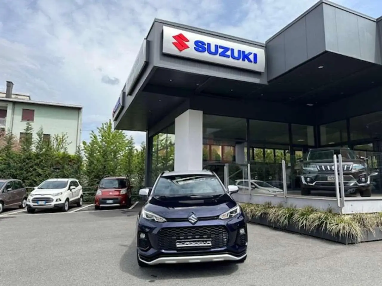 Photo 1 : Suzuki Across 2020 Hybrid