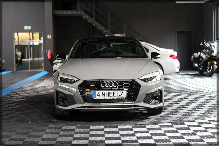 Photo 1 : Audi A5 2020 Essence
