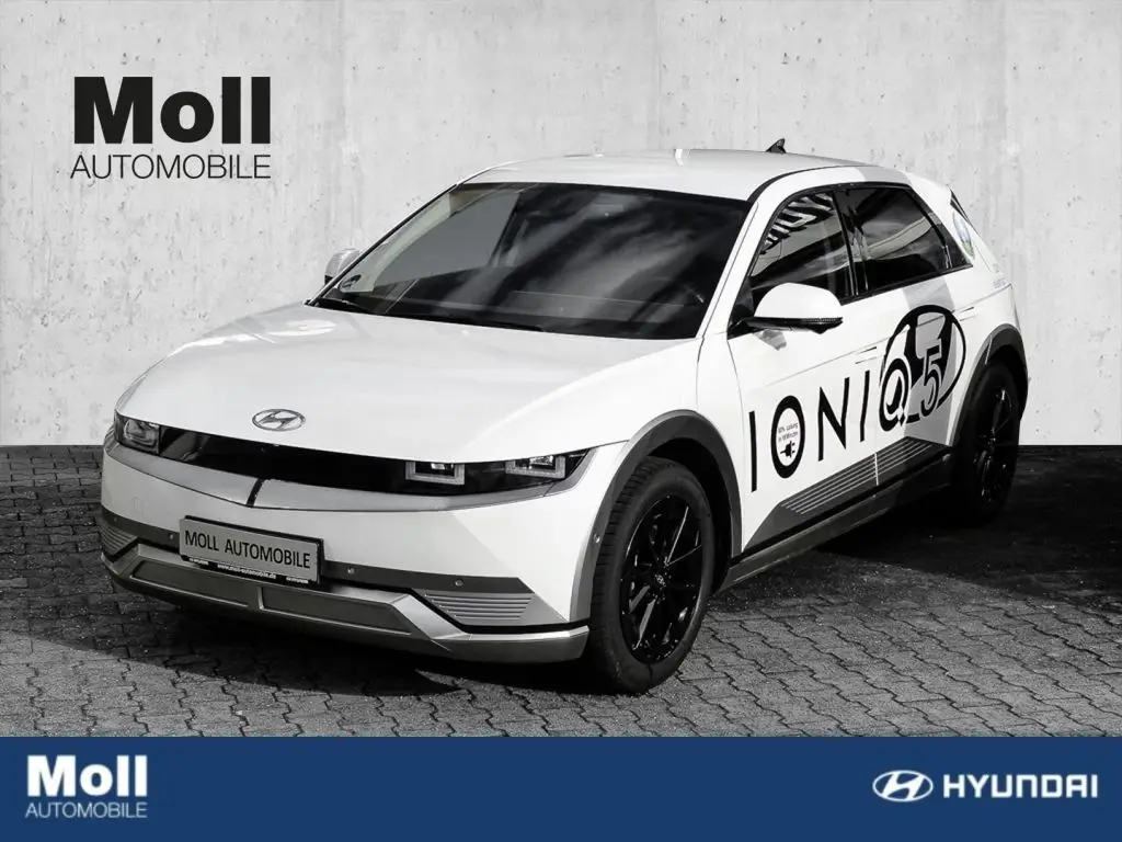 Photo 1 : Hyundai Ioniq 2021 Non renseigné