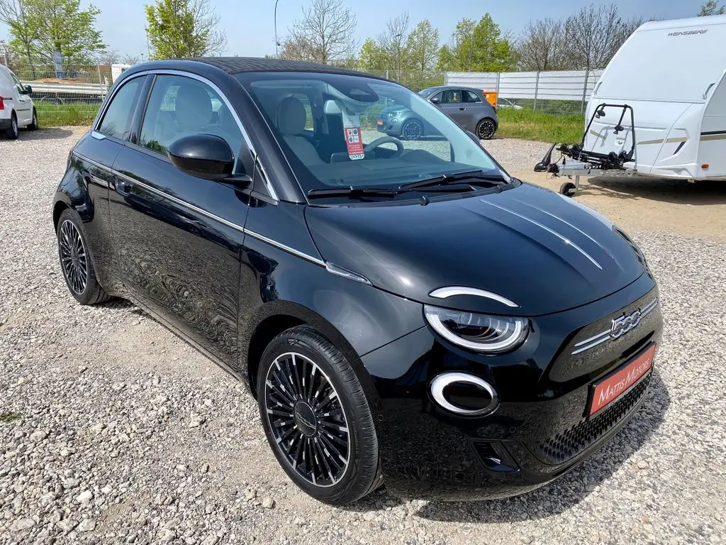 Photo 1 : Fiat 500c 2022 Not specified