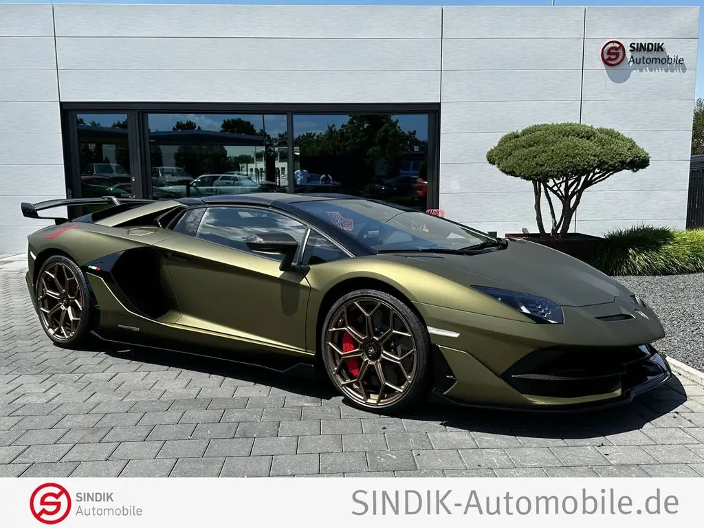 Photo 1 : Lamborghini Aventador 2022 Petrol