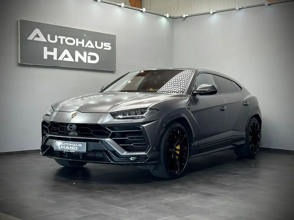 Photo 1 : Lamborghini Urus 2022 Petrol