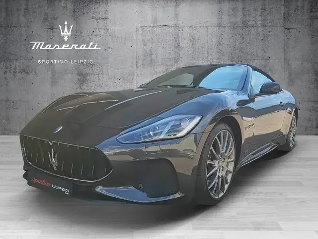 Photo 1 : Maserati Grancabrio 2019 Essence