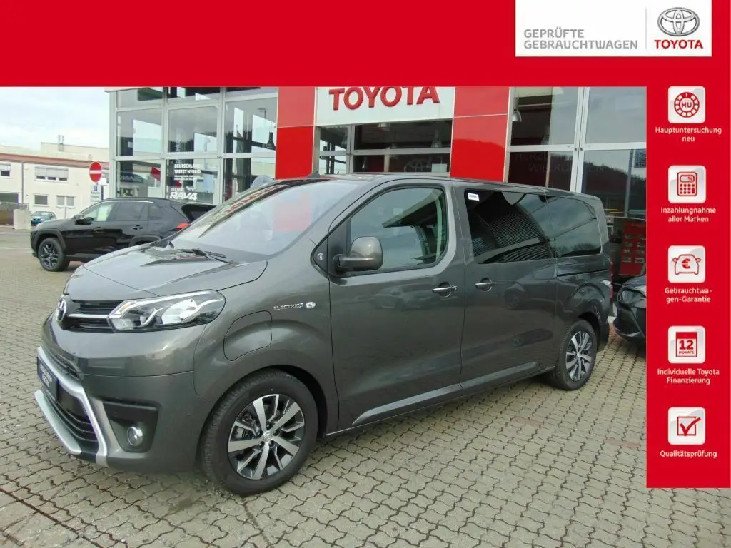 Toyota Proace Verso Electric 75KW/h Team D 8-Sitzer*