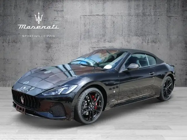 Photo 1 : Maserati Grancabrio 2020 Essence