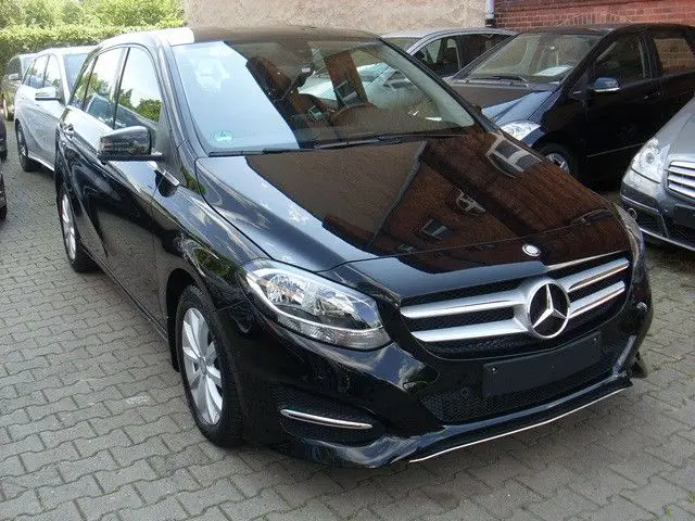 Photo 1 : Mercedes-benz Classe B 2015 Petrol