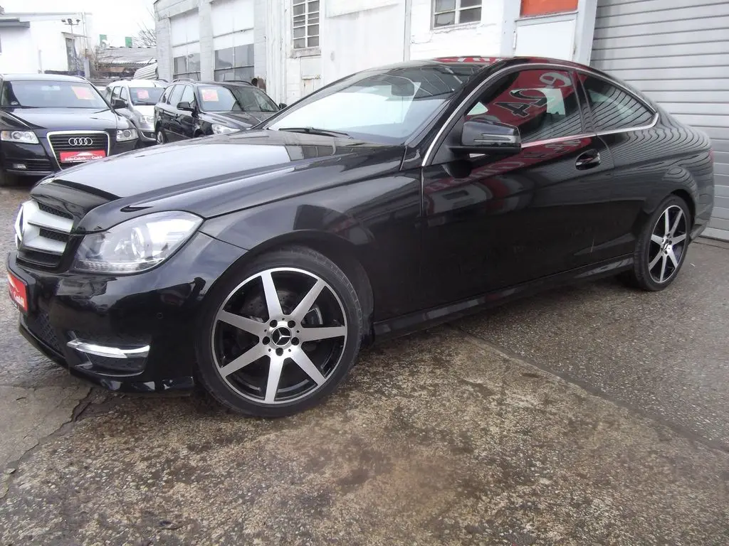 Mercedes Benz Classe C C 220 Coupe CDI BlueEfficiency Autom, AMG Packet
