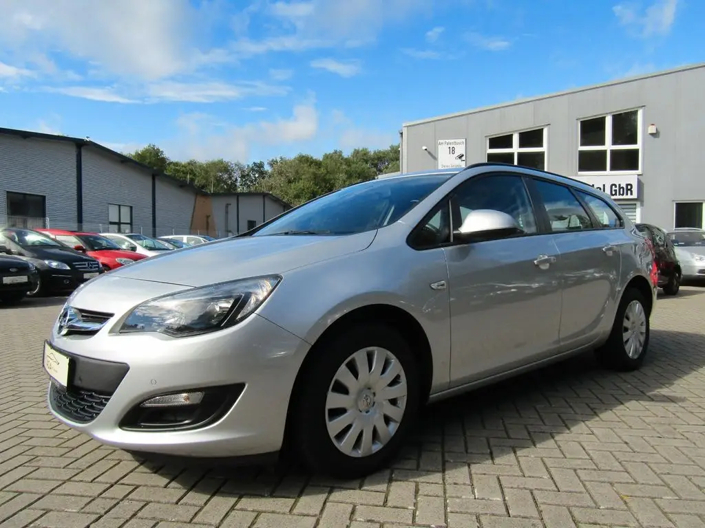 Photo 1 : Opel Astra 2015 Not specified