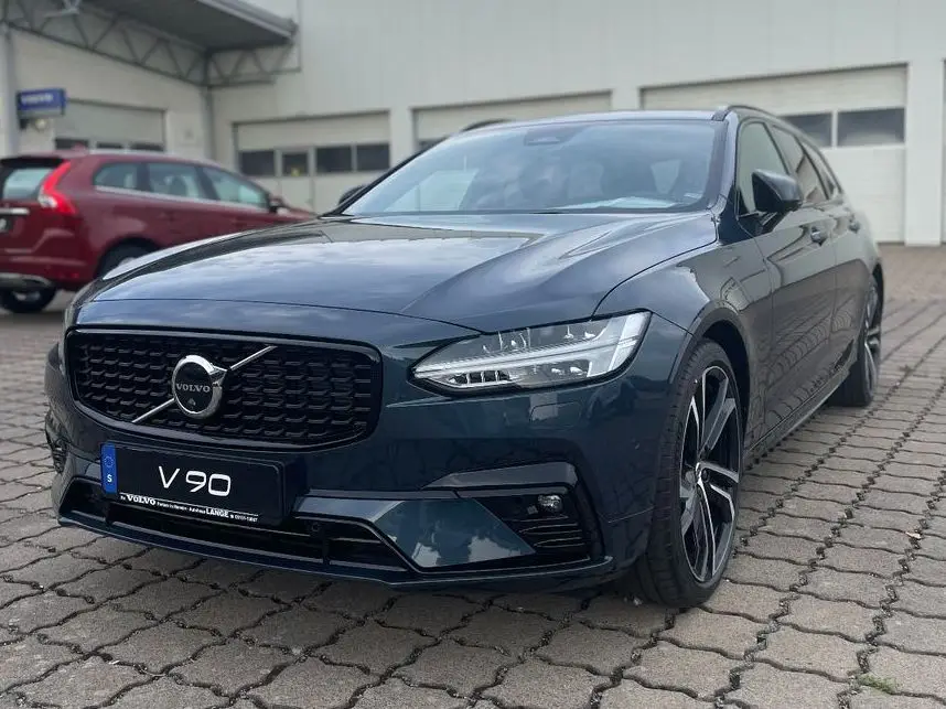 Photo 1 : Volvo V90 2022 Petrol