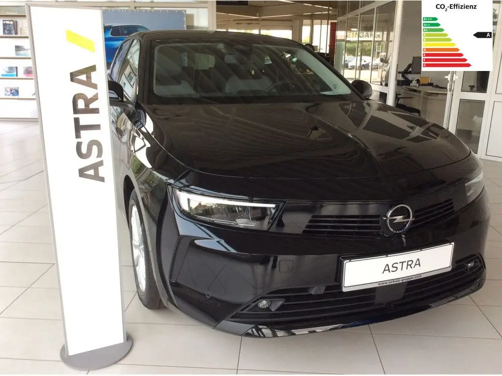 Photo 1 : Opel Astra 2023 Essence