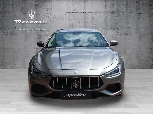 Photo 1 : Maserati Ghibli 2020 Petrol