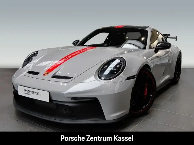 Photo 1 : Porsche 992 2021 Essence