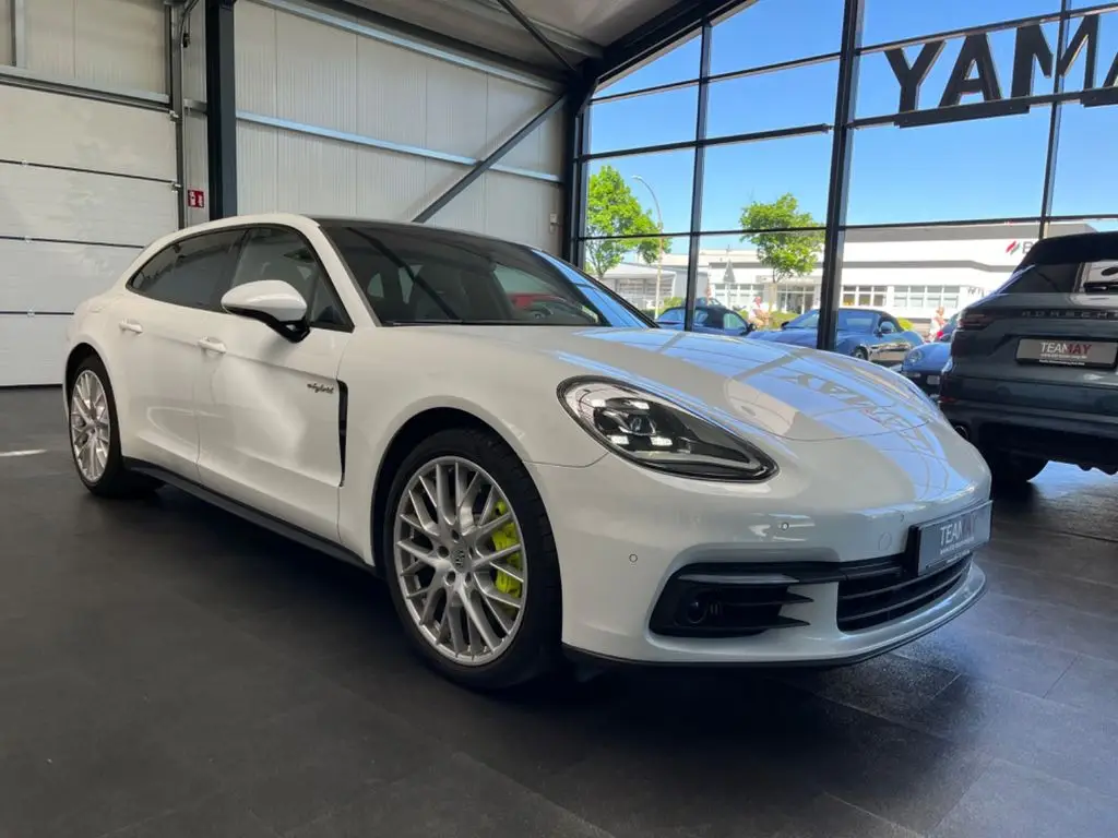 Photo 1 : Porsche Panamera 2018 Hybrid
