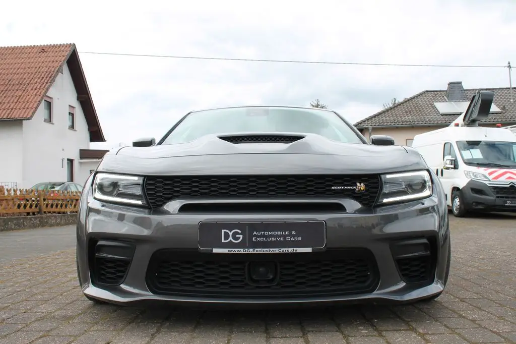 Photo 1 : Dodge Charger 2021 Essence