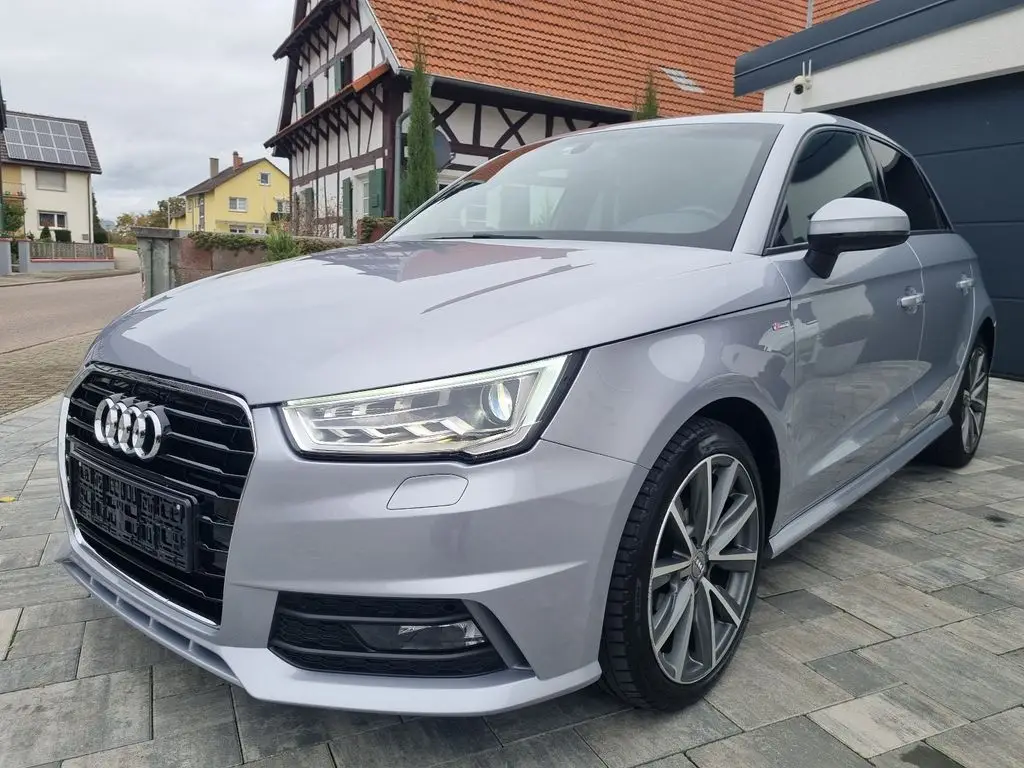 Photo 1 : Audi A1 2018 Petrol