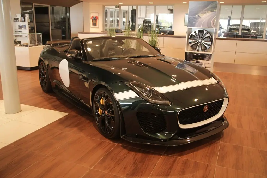 Photo 1 : Jaguar F-type 2016 Essence