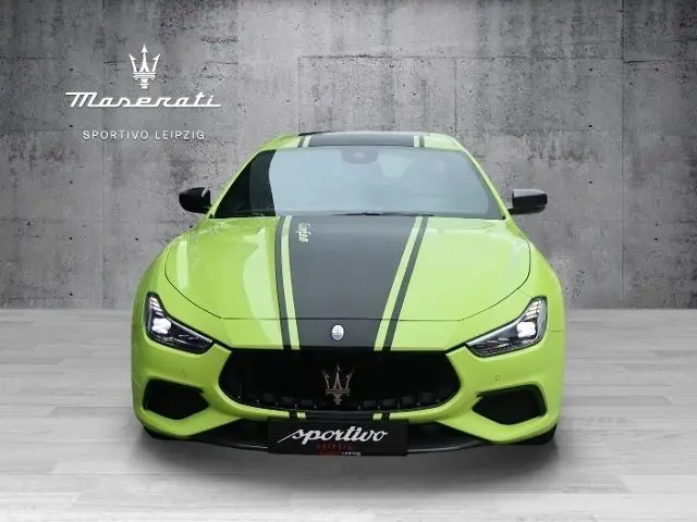 Photo 1 : Maserati Ghibli 2021 Petrol