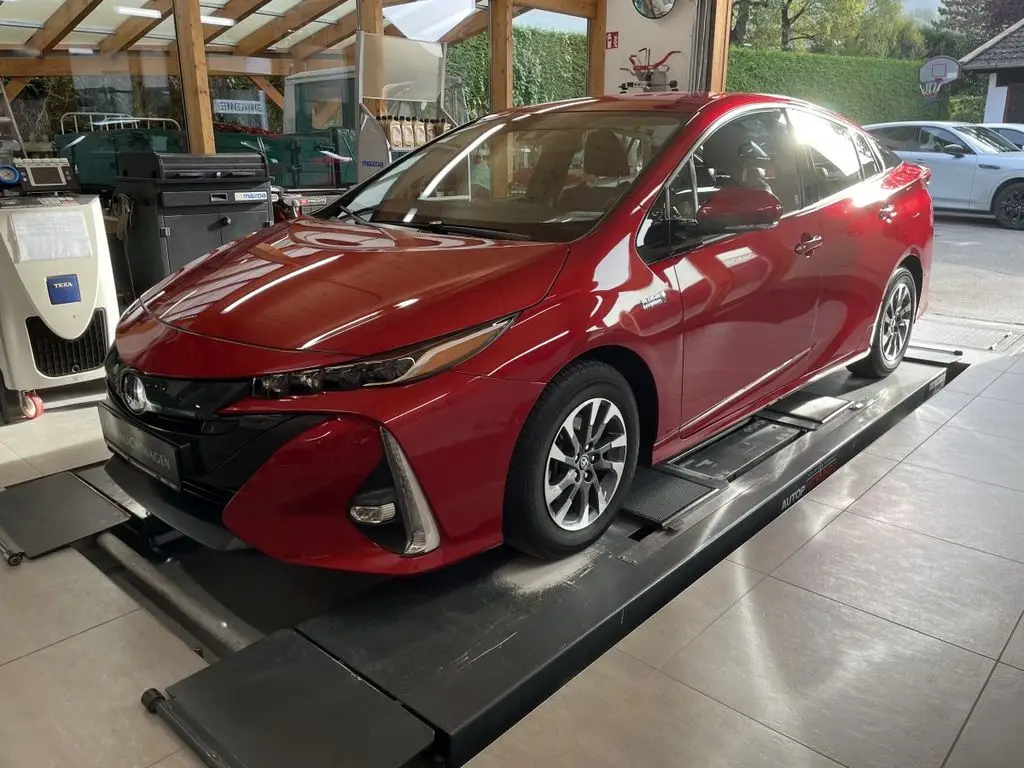 Photo 1 : Toyota Prius 2021 Hybride