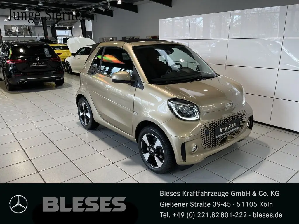 Photo 1 : Smart Fortwo 2022 Electric