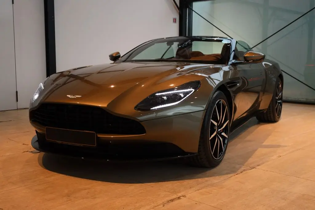 Photo 1 : Aston Martin Db11 2018 Essence
