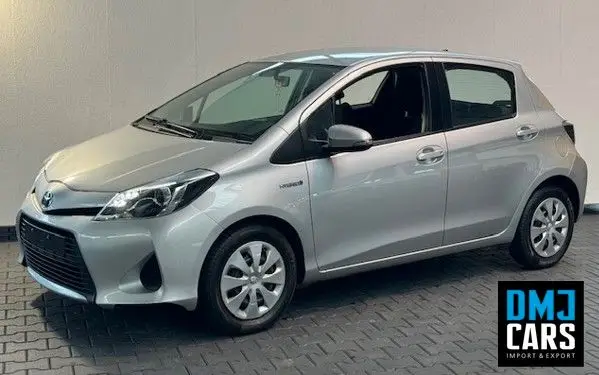 Toyota Yaris Life Hybrid