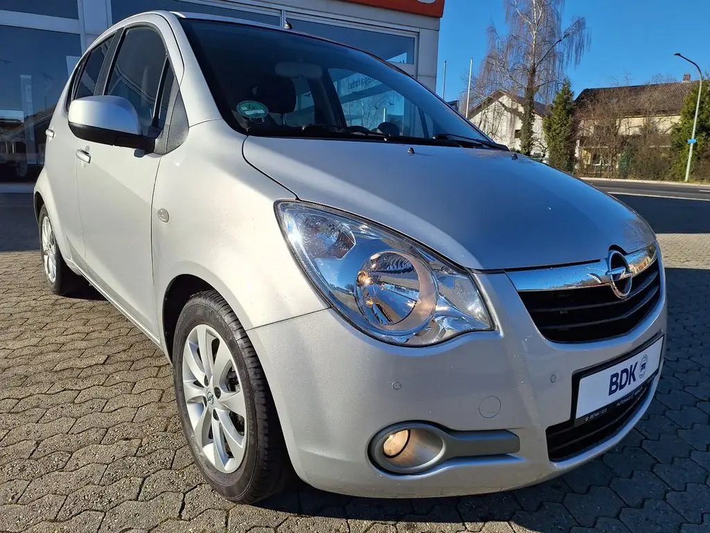 Photo 1 : Opel Agila 2014 Petrol