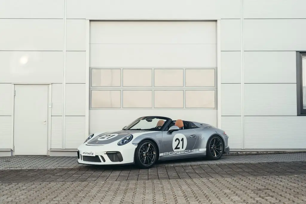 Photo 1 : Porsche 991 2019 Essence