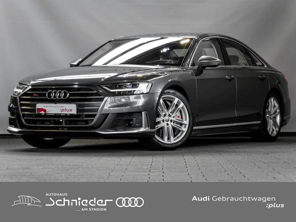 Photo 1 : Audi S8 2020 Petrol