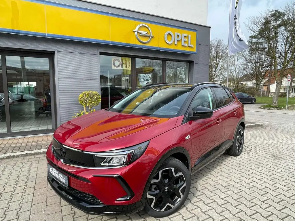 Photo 1 : Opel Grandland 2023 Petrol