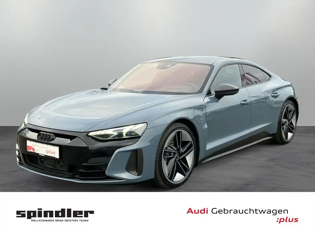 Photo 1 : Audi E-tron 2021 Électrique