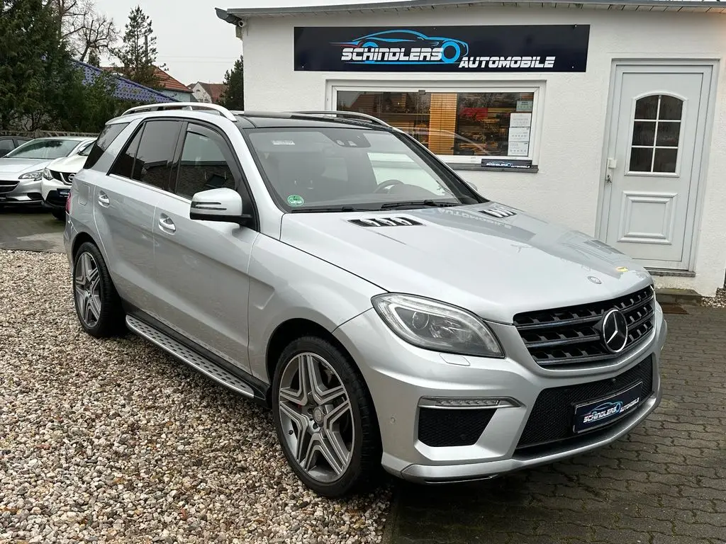 Mercedes Benz Classe Ml ML63 AMG Driver's Package Panoramad AHK Insp.neu