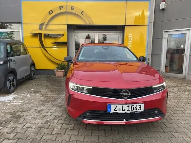 Photo 1 : Opel Astra 2022 Non renseigné