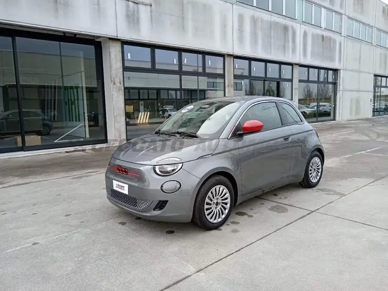 Photo 1 : Fiat 500 2023 Not specified