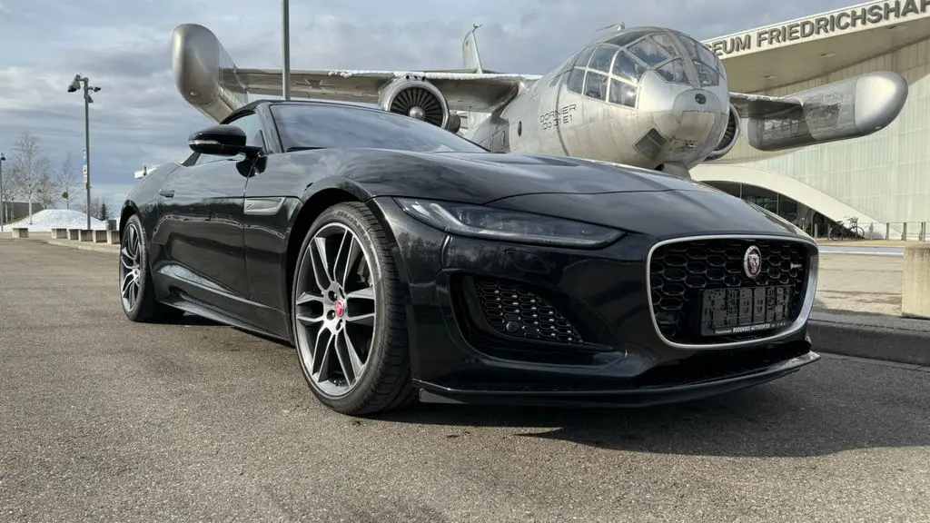Photo 1 : Jaguar F-type 2021 Essence