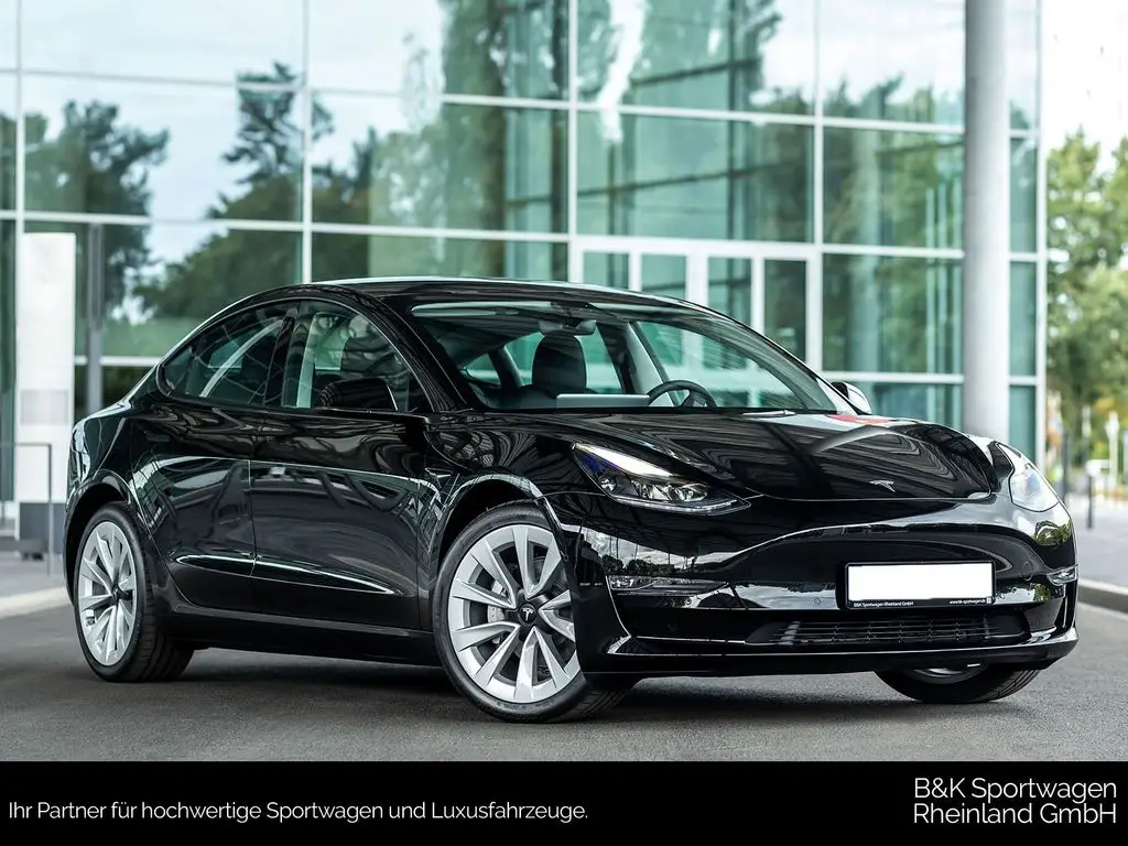 Photo 1 : Tesla Model 3 2022 Non renseigné