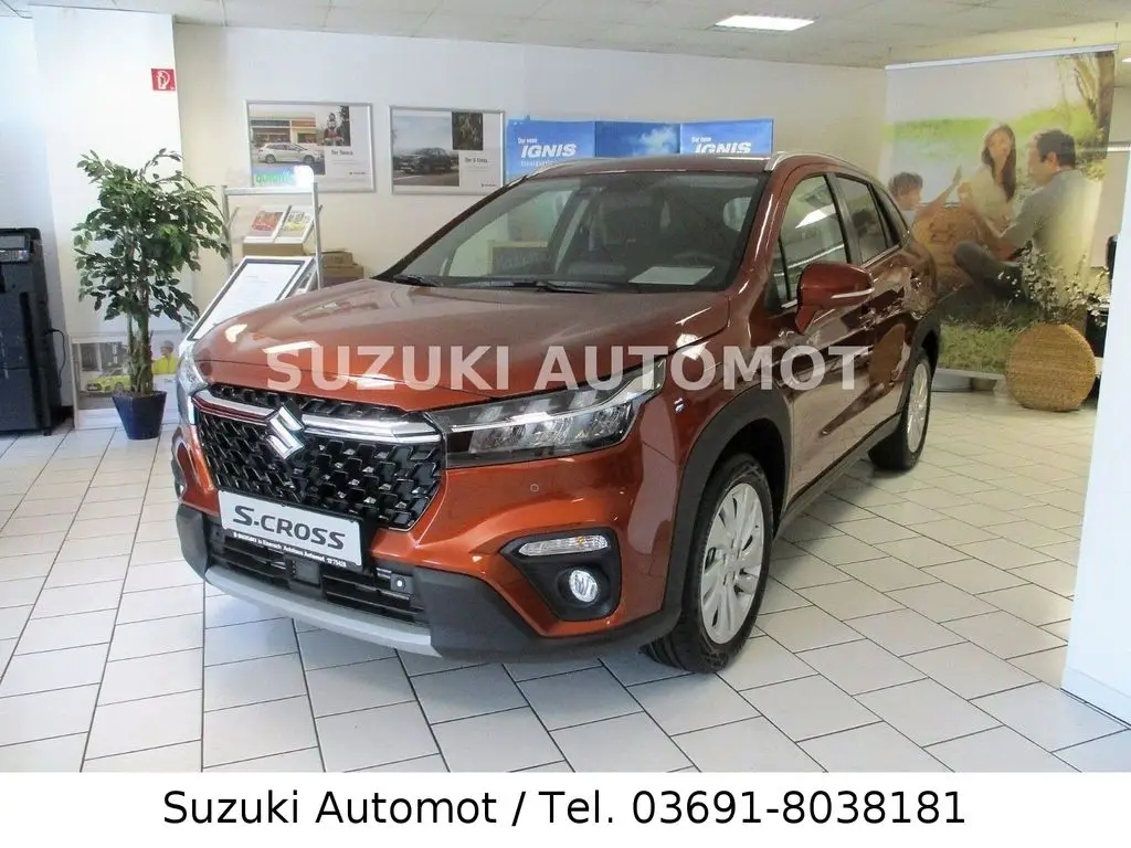 Photo 1 : Suzuki Sx4 2024 Petrol