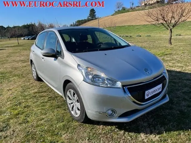 Photo 1 : Peugeot 208 2014 Others