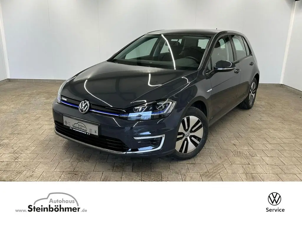 Volkswagen Golf e- LED NAV Pro AppConnect Climatronic