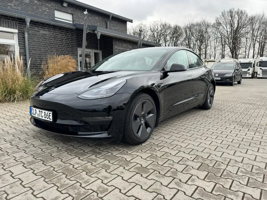 Photo 1 : Tesla Model 3 2023 Electric