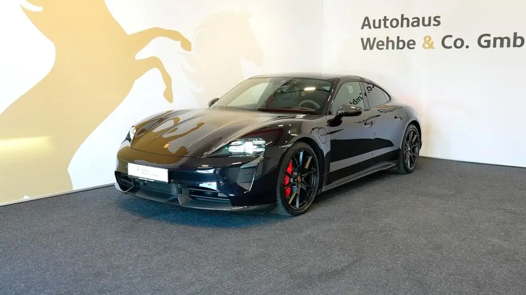 Porsche Taycan GTS Carbon Sport Design 2x Display PDLS+
