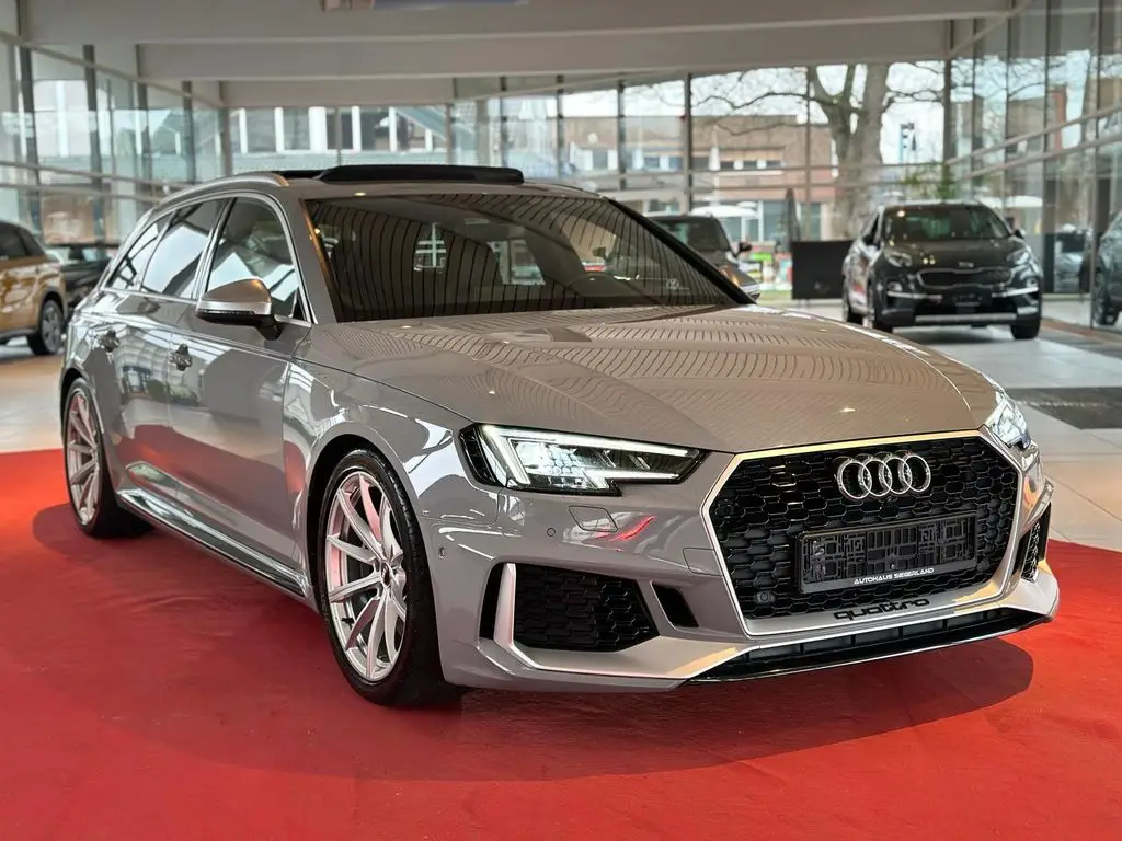 Photo 1 : Audi Rs4 2018 Non renseigné