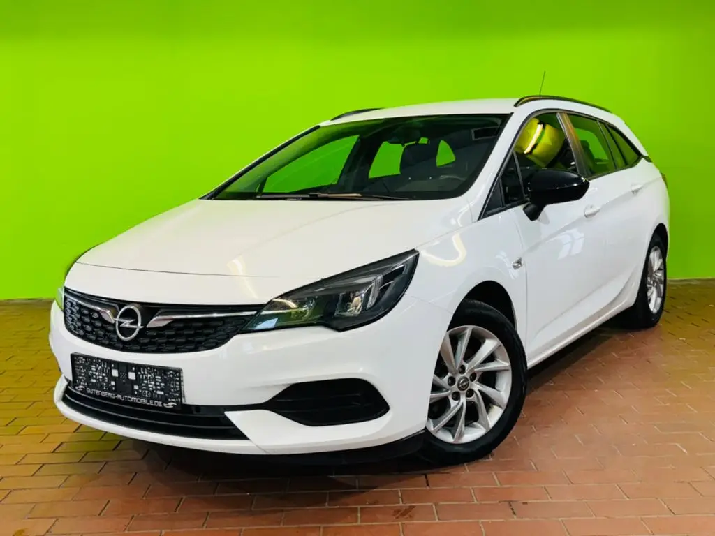 Photo 1 : Opel Astra 2021 Not specified