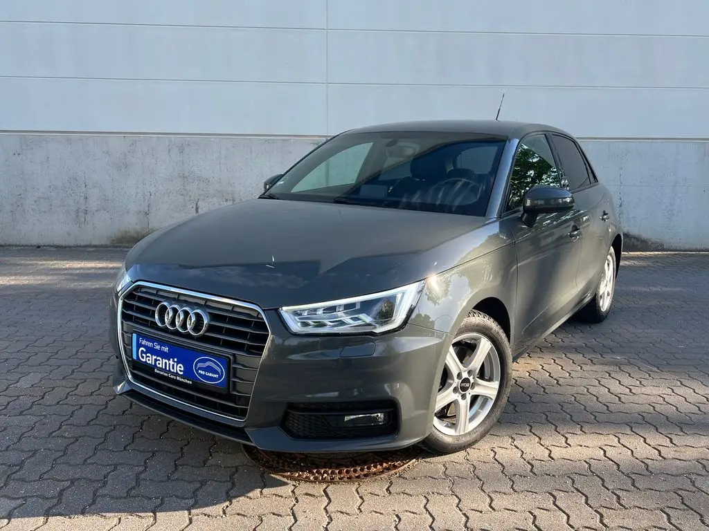 Photo 1 : Audi A1 2018 Diesel