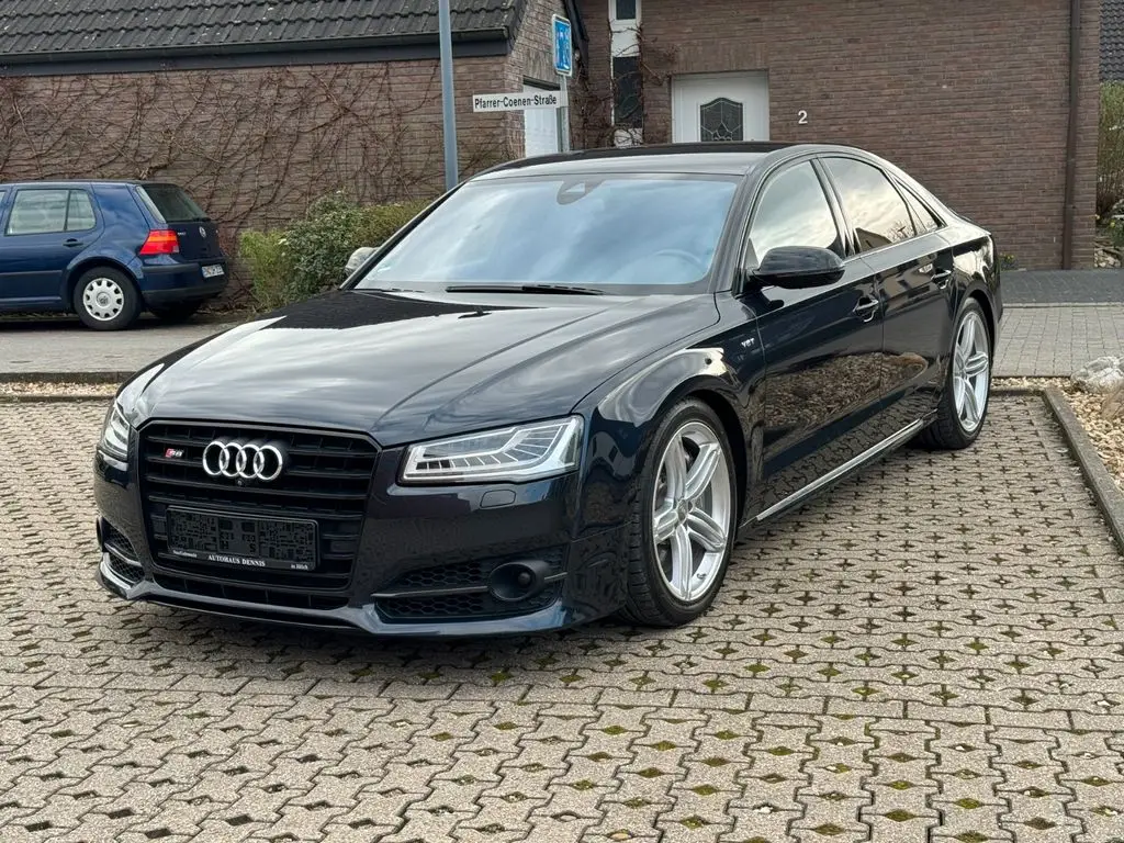 Photo 1 : Audi S8 2017 Petrol