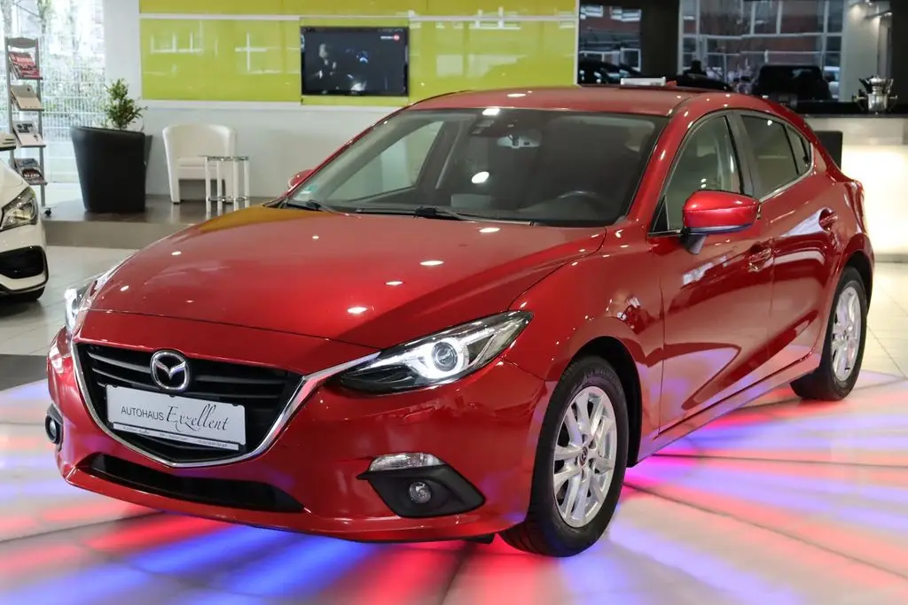 Photo 1 : Mazda 3 2016 Petrol