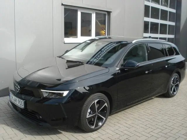 Photo 1 : Opel Astra 2023 Petrol