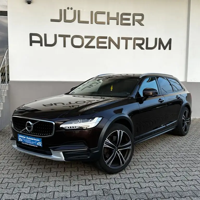 Photo 1 : Volvo V90 2018 Petrol