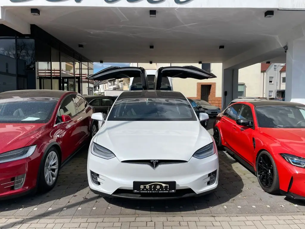 Photo 1 : Tesla Model X 2020 Électrique