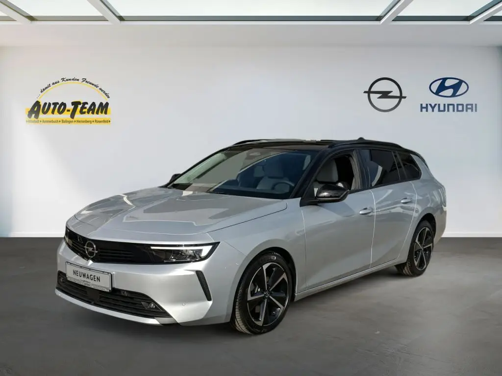 Photo 1 : Opel Astra 2024 Essence