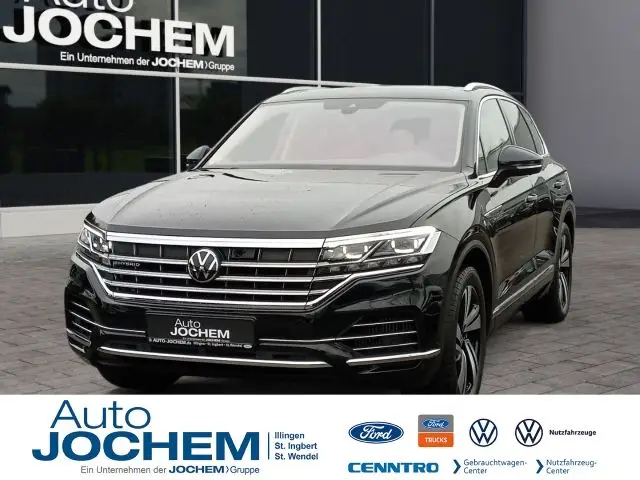 Photo 1 : Volkswagen Touareg 2020 Hybrid